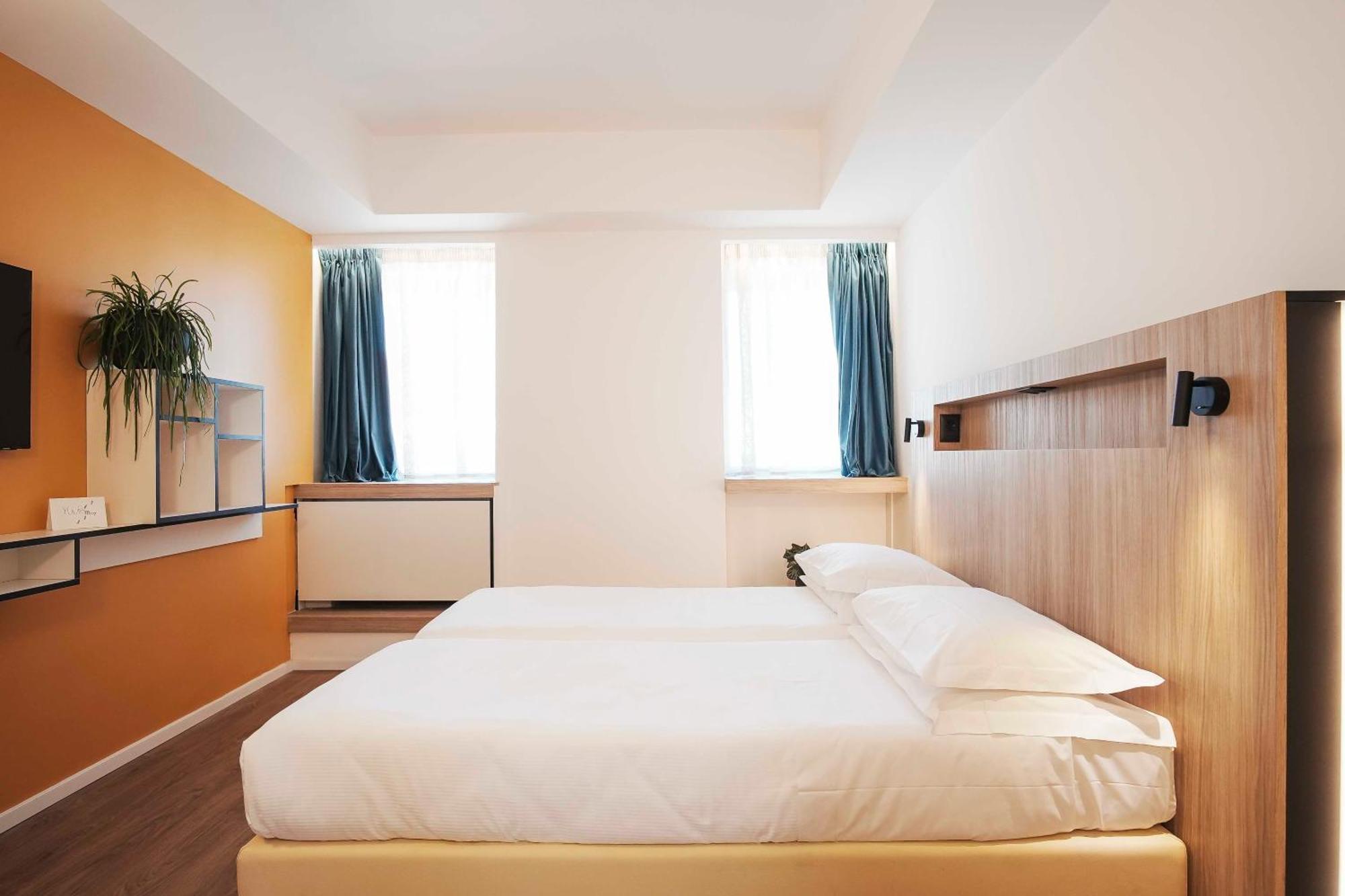 Colombo 4* Rome